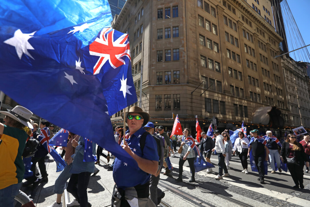 Australian Population Up 1.5 Percent, Overseas Migrants Account for Two-Thirds Net Growth