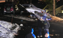 Small Plane Crashes Into New Hampshire Condominiums