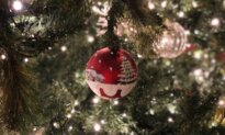 This Christmas, Revive the Lost Art of Matchmaking