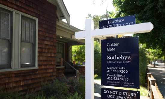 Existing-Home Sales Tick Up 0.5 Percent in November as Inventory Growth Stalls