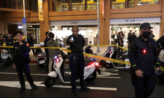 3 Killed in Taiwan Knife Attack, Suspect Falls to Death From Department Store