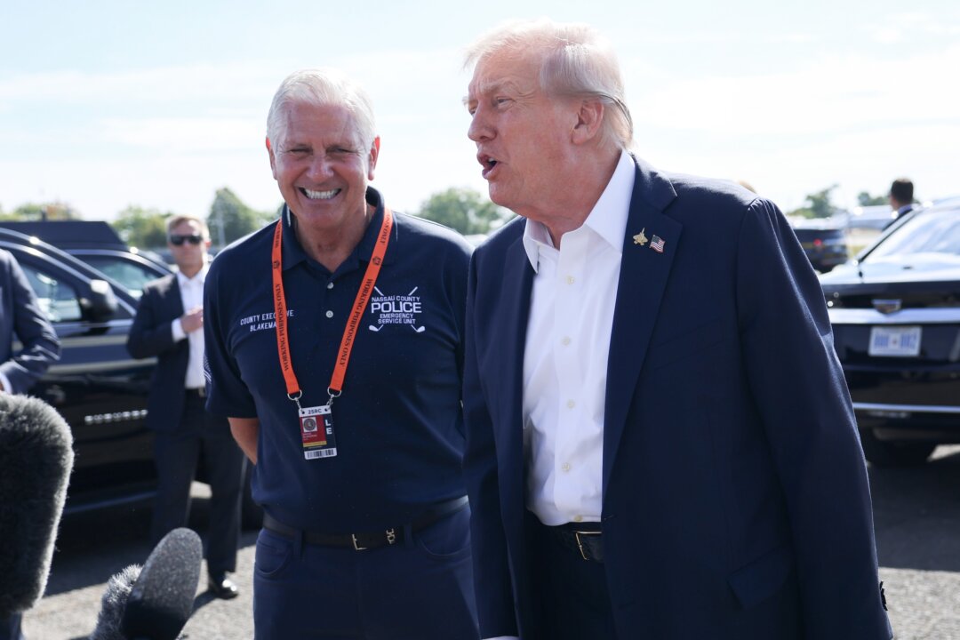 Trump Endorses New GOP Candidate for NY Governor After Stefanik Exits Race
