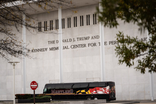 Trump–Kennedy Center to Close for 2 Years for Renovations, Trump Announces