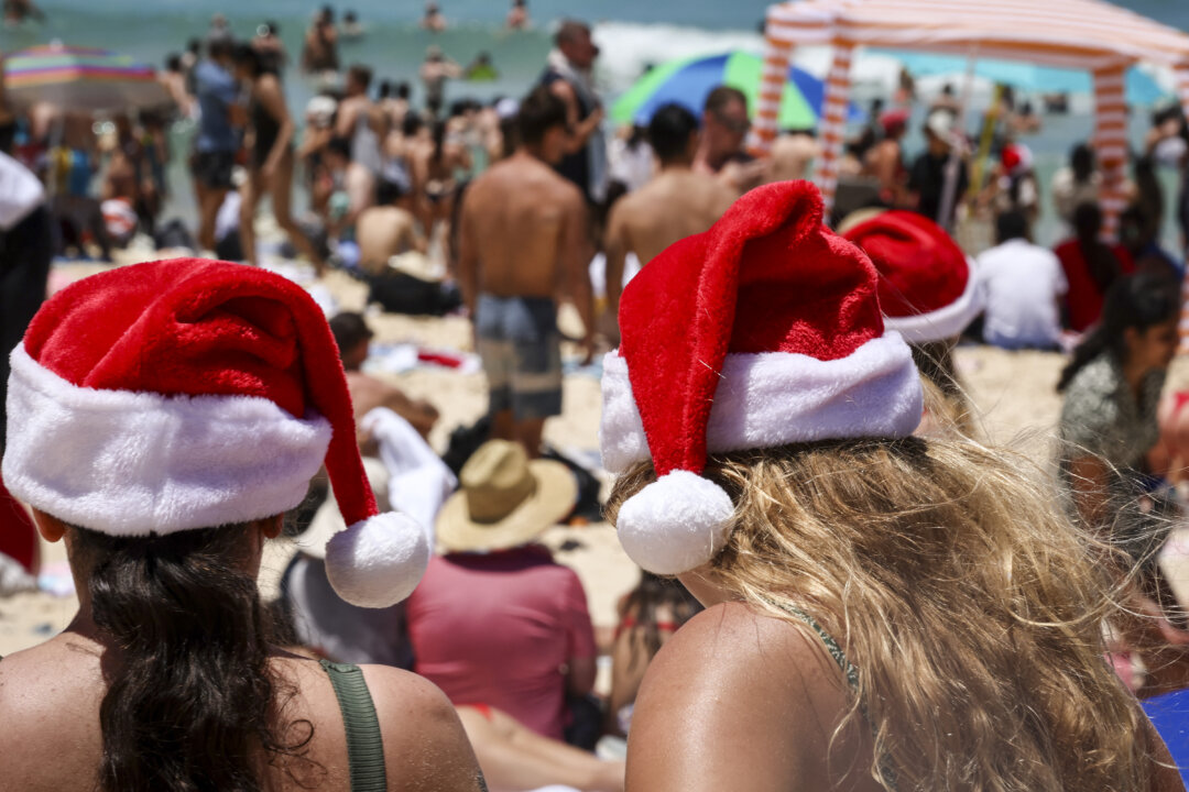 Wild Weather to Bake or Drench Christmas Celebrations for Australians