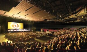 170 Cities Across 5 Continents: Shen Yun Kicks Off 2026 Tour to Audience Acclaim