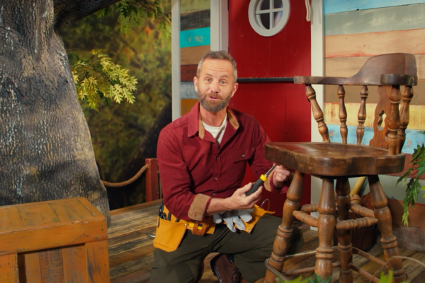 Kirk Cameron’s Throwback Children’s Show: ‘Iggy and Mr. Kirk’