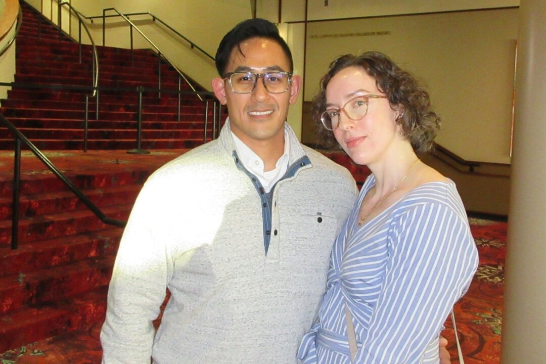 Oliver Gorospe and his wife, Rachel Mach, attended Shen Yun Performing Arts at the Jacksonville Center for the Performing Arts, Fla., on Dec. 27, 2025. (Roland Ree/The Epoch Times)