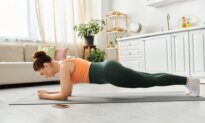 Fix Your Posture and Strengthen Your Core–6 Simple Plank Exercises