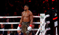 Former Heavyweight World Champion Anthony Joshua Injured in Car Accident