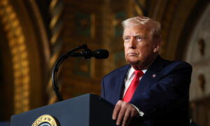 Trump Vows to Intervene if Iran Kills Protesters; Swiss Investigators Work to Identify Victims of Deadly Bar Fire