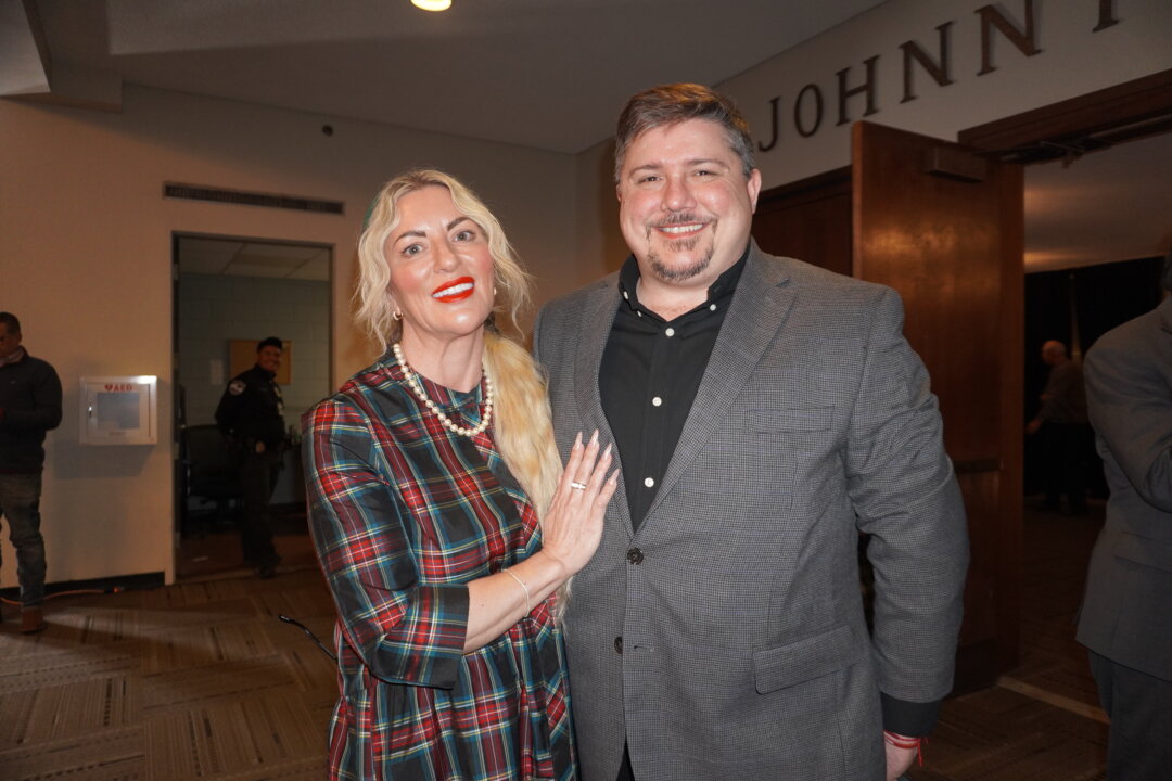 Miriam and Matt Wisler at Shen Yun Performing Arts at Johnny Mercer Theatre at Savannah Civic Center, Ga., on Dec. 30, 2025. (Sally Sun/The Epoch Times)