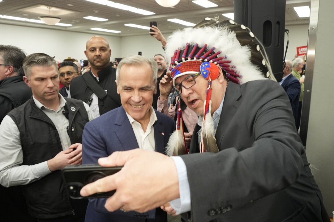 Downed Power Line in Northern Manitoba Repaired, Electricity Being Restored