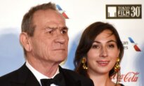 Victoria Jones, Daughter of Actor Tommy Lee Jones, Found Dead at Age 34