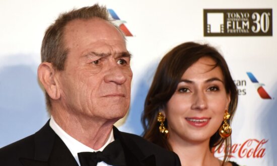 Victoria Jones, Daughter to Actor Tommy Lee Jones, Found Dead at Age 34