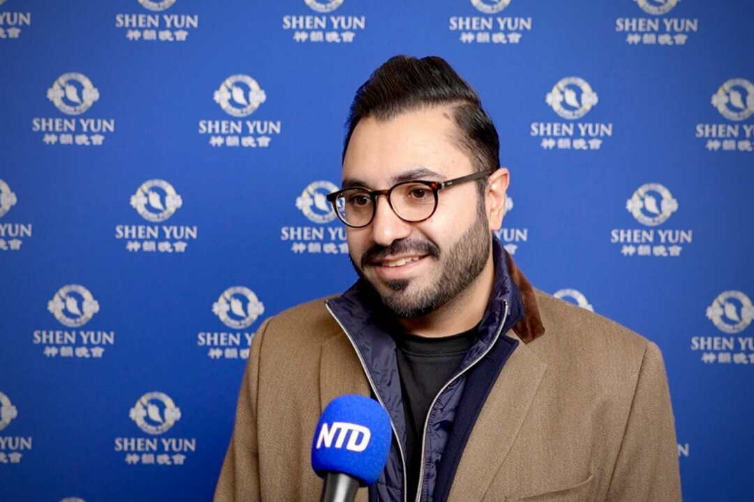Sukhraj Gill attends Shen Yun Performing Arts at the International Convention Centre in Birmingham, UK, on Jan. 2, 2026. (NTD)