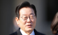 South Korea’s Lee Urges Regional Peace in Summit With China’s Xi
