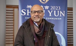 Doctor Says Shen Yun Met His High Expectations