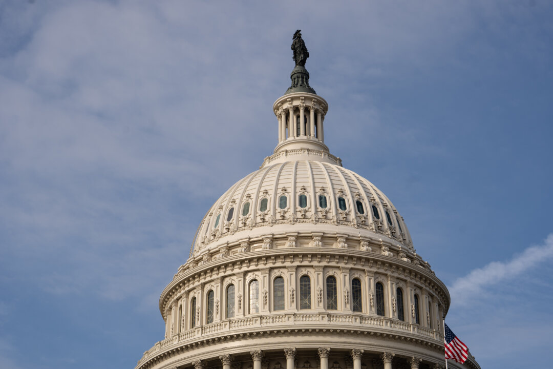 LIVE NOW: House GOP, Democratic Leaders Hold Weekly Press Conferences