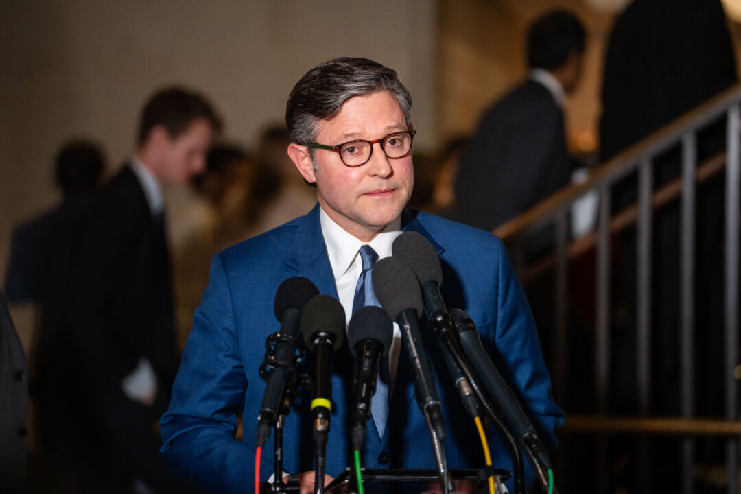 House Speaker Johnson Warns of Chinese, Russian Security Threats in UK Parliament Address