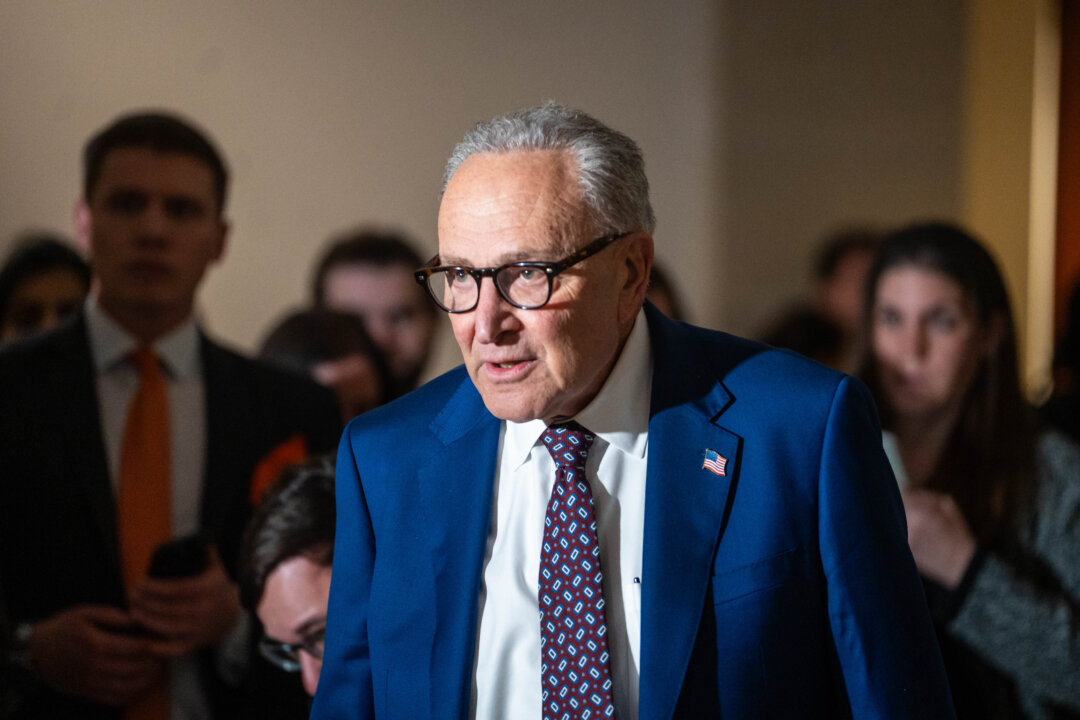 LIVE NOW: Schumer, Senate Democrats Hold Roundtable on Trump Presidency