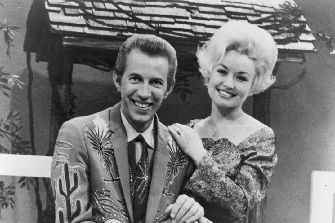 Dolly Parton Never Lost Sight of Her Appalachian Roots. The People Loved Her for It