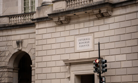 IRS Issues Guidance on Shifting Payments, Refunds to Electronic Methods