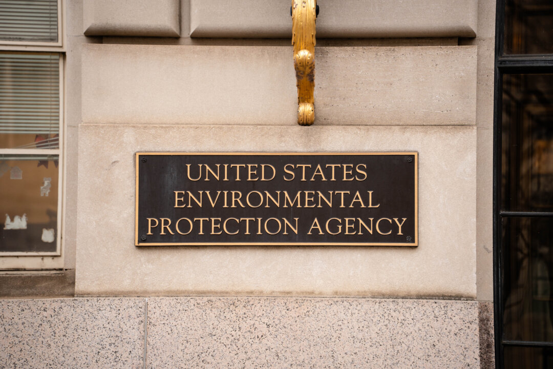 Trump, EPA to Rescind Obama-Era Federal Climate Change Policy 