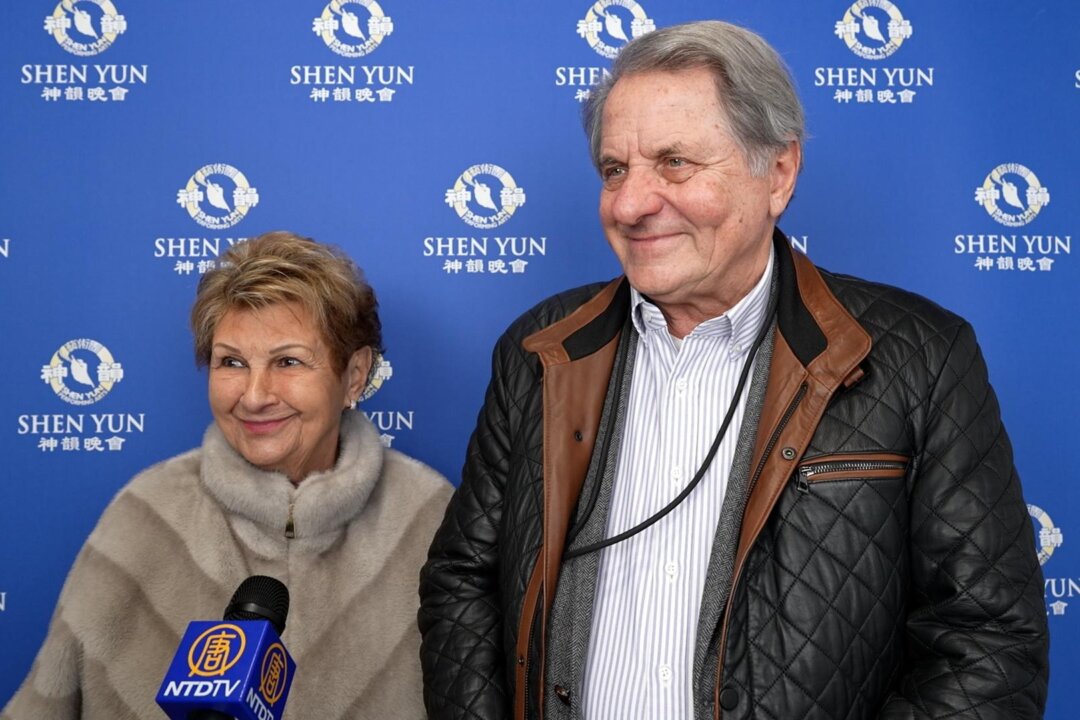 Raymond and Nicole Spitz at the Shen Yun performance in Toulon on Jan. 5, 2026. “It feels like entering a completely different state of mind,” Raymond Spitz said. (NTD)