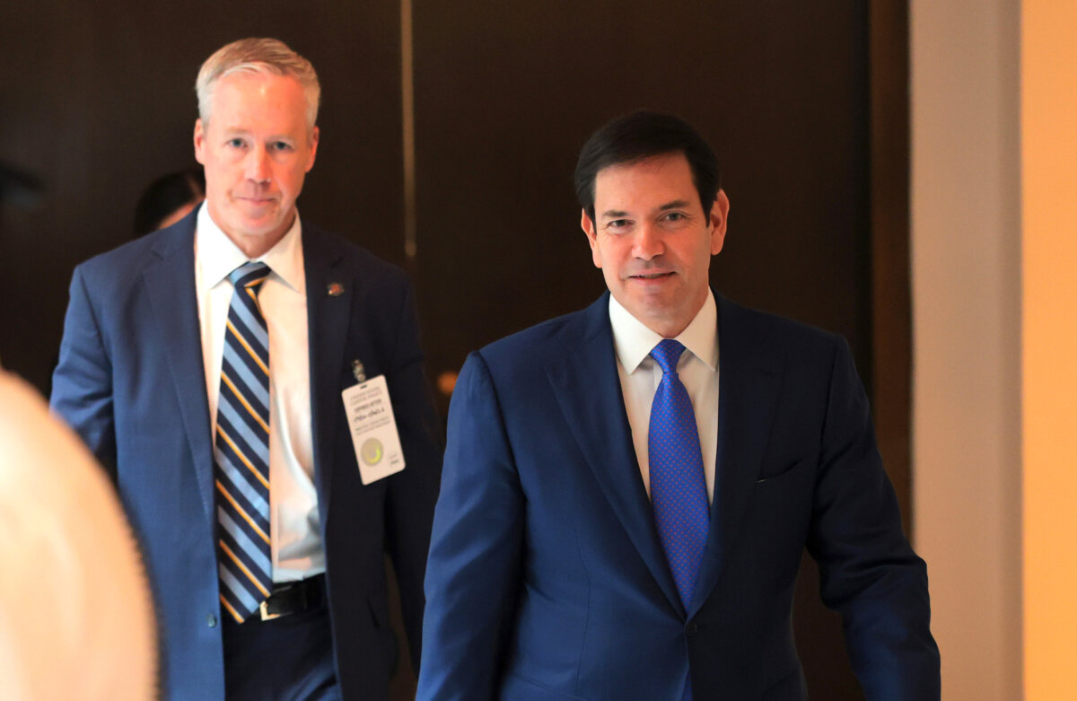 Secretary of State Marco Rubio (R) arrives to a closed door briefing with senators on the U.S. capture of Venezuela’s Nicolas Maduro and his wife, Cilia Flores, at the U.S. Capitol in Washington on Jan. 7, 2026. (Anna Moneymaker/Getty Images)