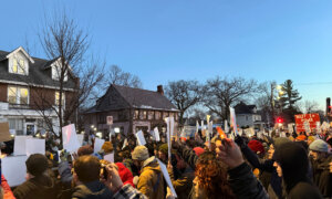 Minneapolis Schools Cancel Classes Due to Protests; Senate to Vote on Limiting Further Military Action in Venezuela