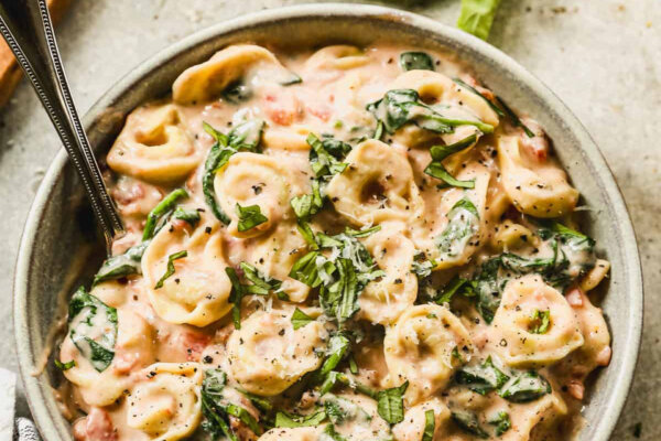 Creamy Tomato Tortellini