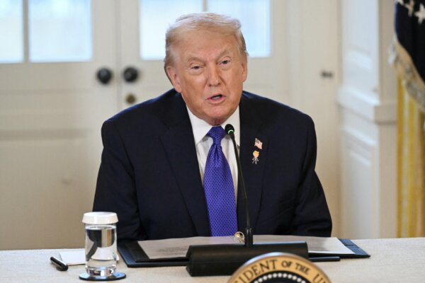 Trump Declares National Emergency to Shield Venezuelan Oil Revenues