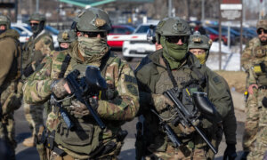 Noem: DHS Sending ‘Hundreds More’ Federal Agents to Minneapolis