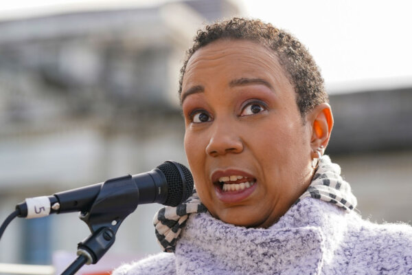 Elle Simone Scott, ‘America’s Test Kitchen’ Chef and Television Host, Dies at 49