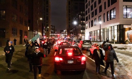 30 Anti-ICE Protesters Detained in Minneapolis After Hotels Damaged