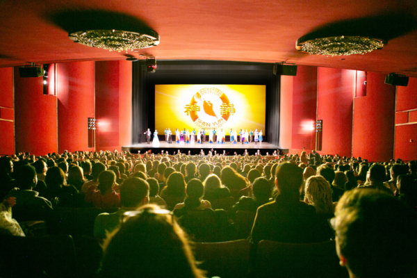 Shen Yun World Company's third performance at the Trump Kennedy Center Opera House in Washington, D.C., received a warm reception on Jan. 9, 2026. (Li Sha/The Epoch Times)