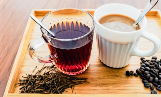 Tea May Be Nicer to Your Bones Than Coffee, Study Suggests