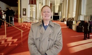 Former Diplomat Feels Close Connection With Shen Yun’s Performance