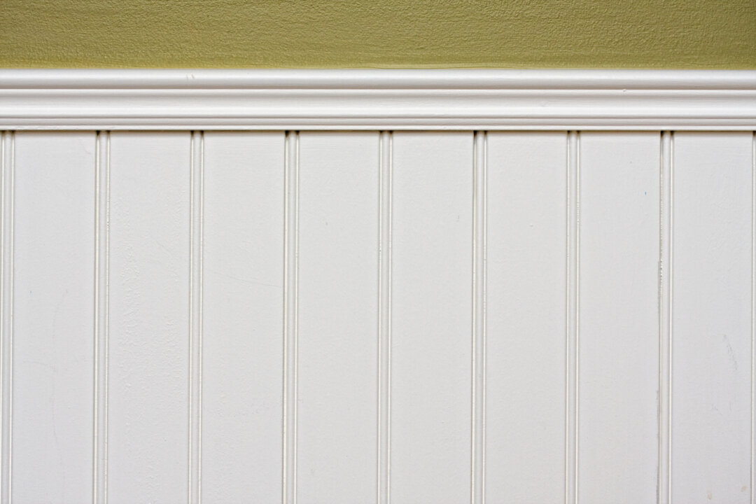 Install Wainscoting
