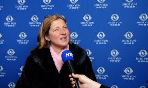 ‘Absolutely Incredible’ Surgeon Says of Shen Yun