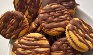 This Ritz Cracker Hack Is So Good