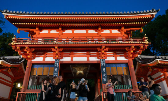 Japanese Government Increases Visa Fees for Foreigners by 500 Percent