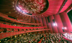 Visitor From China Says Shen Yun Conveys the Essence of the Chinese Spirit