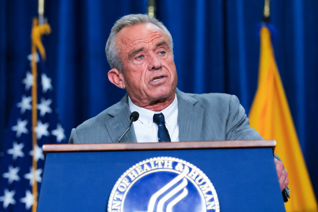 RFK Jr. Appoints 2 New Members to CDC Vaccine Advisory Panel