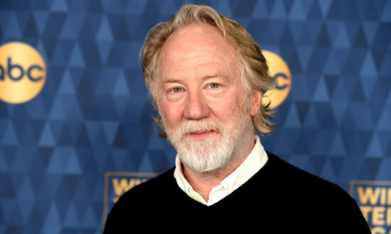 ‘West Wing’ Actor Timothy Busfield Turns Himself In to Face Child Sex Abuse Charges in New Mexico
