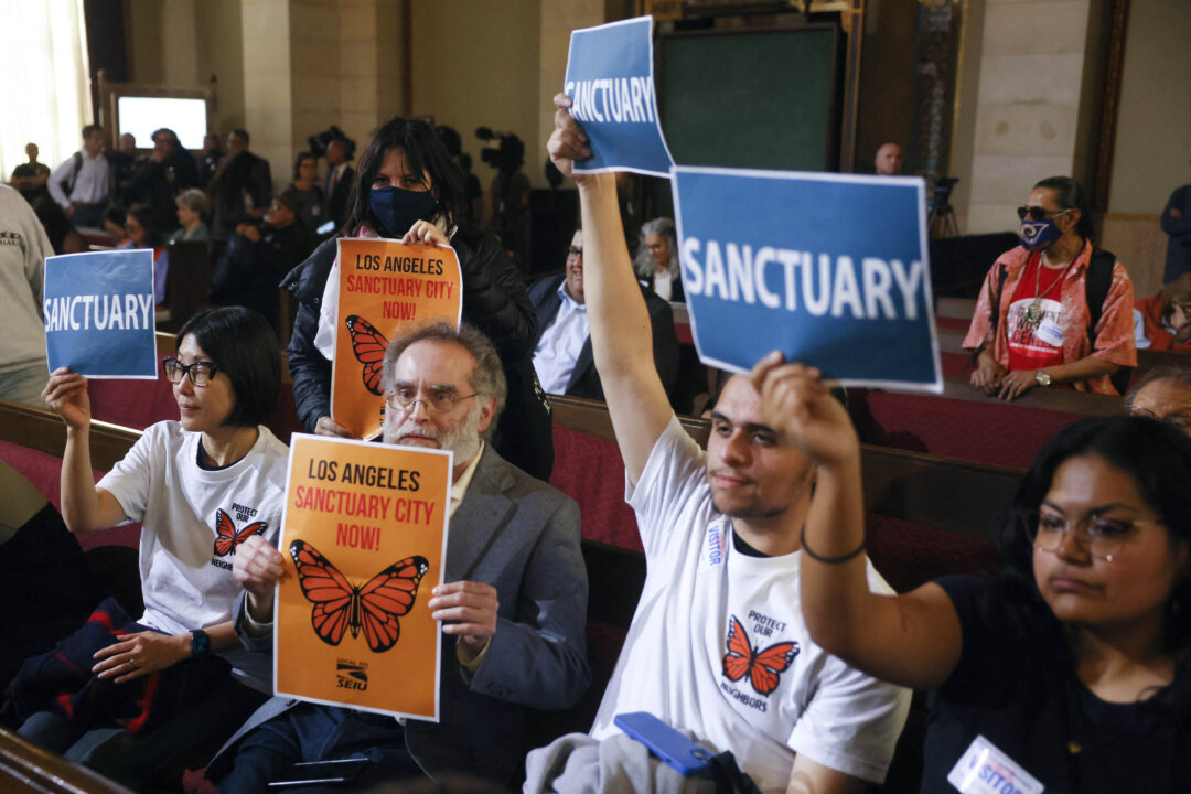 Trump: Federal Payments to Sanctuary Cities to Be Suspended Feb. 1