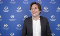 In France, Audience Member ‘Completely in Awe’ at Shen Yun