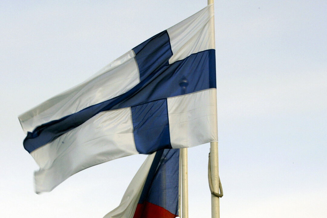 Finland to Start Acquiring Land Mines, Training Troops