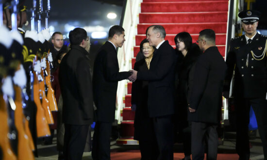 Carney’s Office Says Privy Council Made ‘Error’ in Saying He Didn’t Raise Human Rights in China