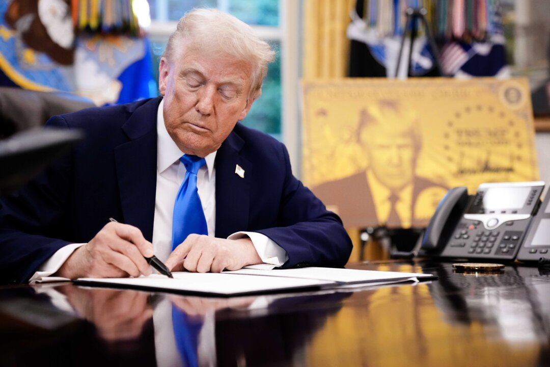 DHS Proposes More Than $100,000 Fee for H-1B Worker Visas